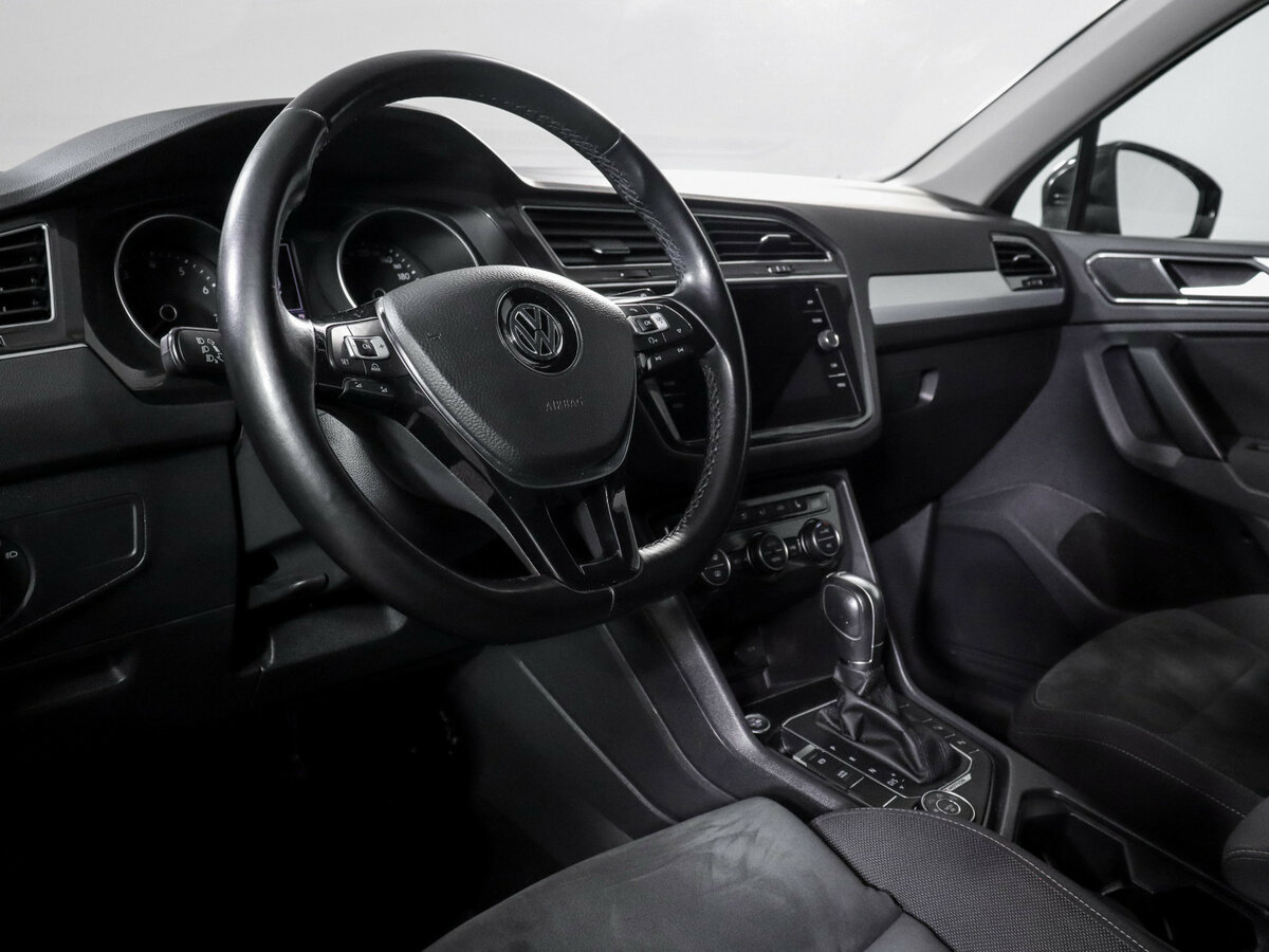 Volkswagen Tiguan 2018 года с пробегом. Фото: #10