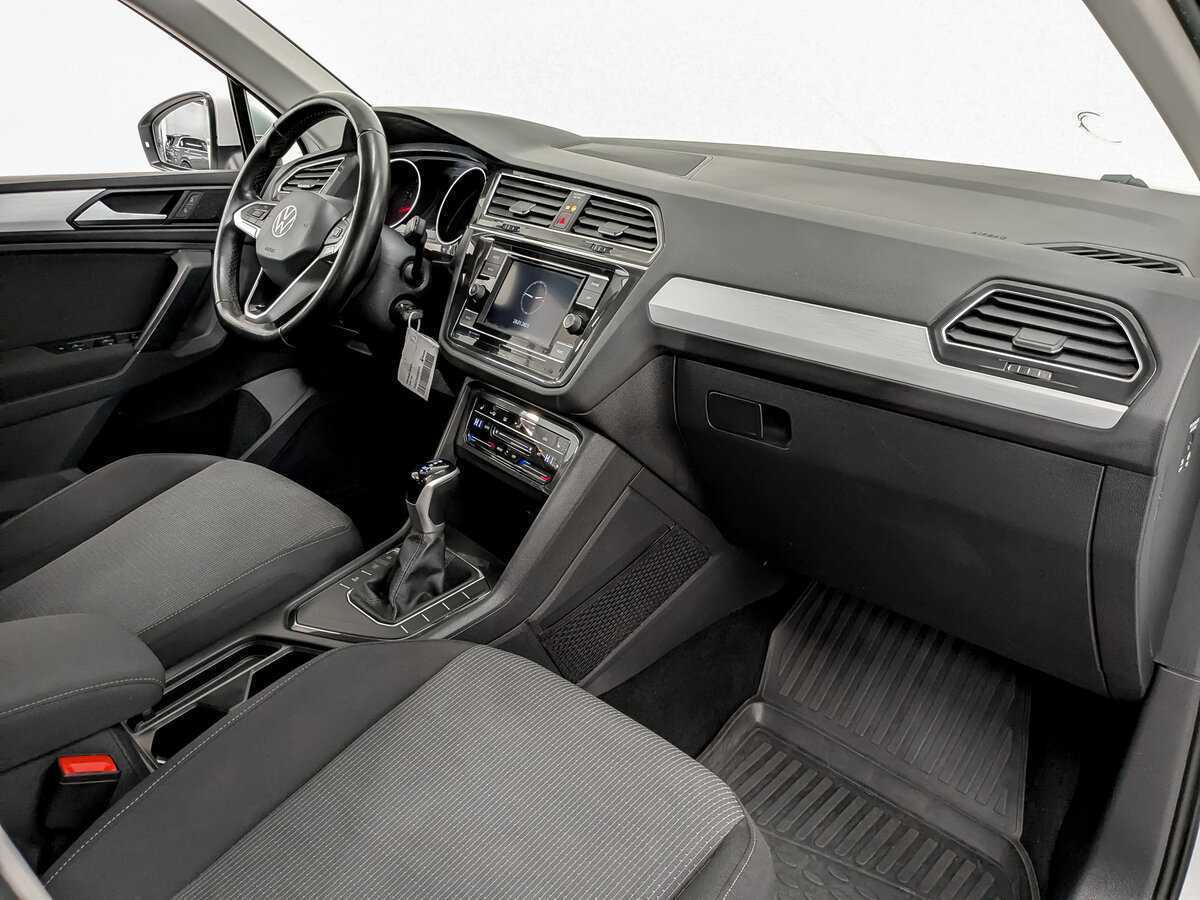 Volkswagen Tiguan 2021 года с пробегом. Фото: #10
