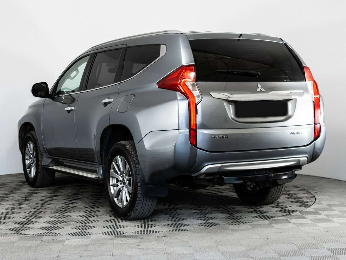 Mitsubishi Pajero Sport 2017 года с пробегом. Фото: #6
