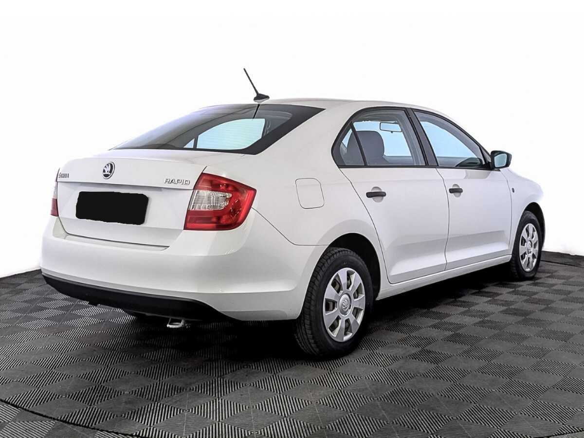 Skoda Rapid 2017 года с пробегом. Фото: #4