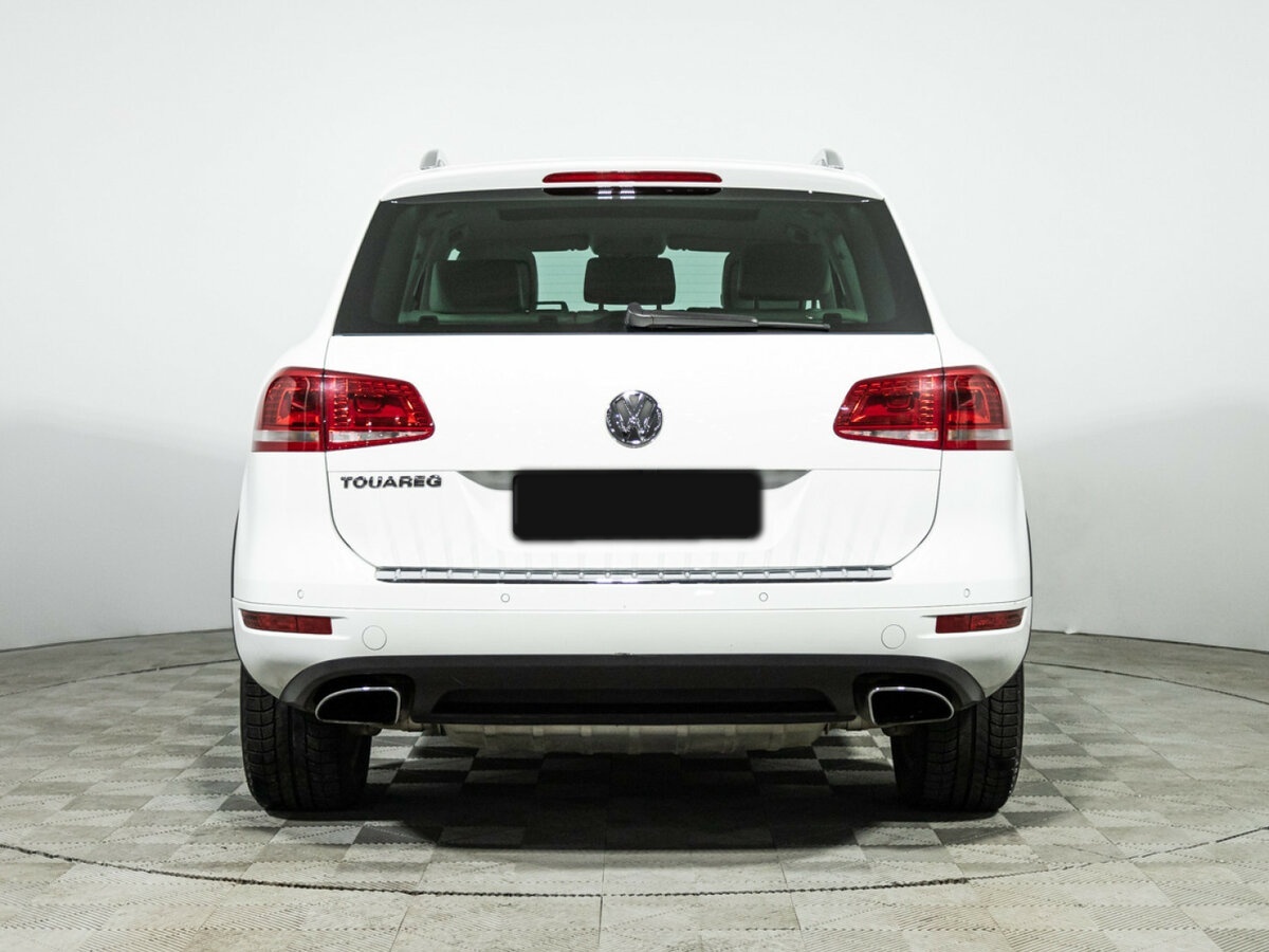 Volkswagen Touareg 2013 года с пробегом. Фото: #4