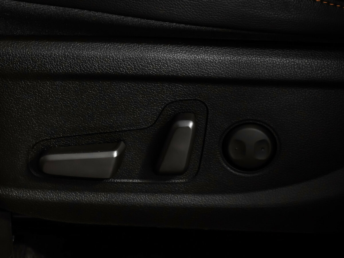 Hyundai Santa Fe 2018 года с пробегом. Фото: #16