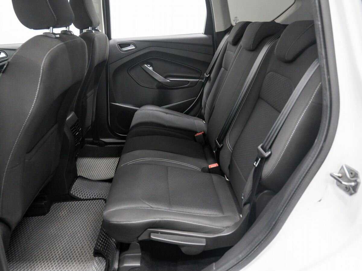 Ford Kuga 2018 года с пробегом. Фото: #12