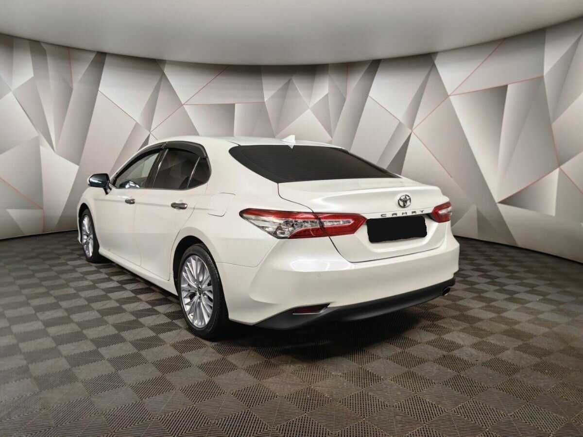 Toyota Camry 2020 года с пробегом. Фото: #3