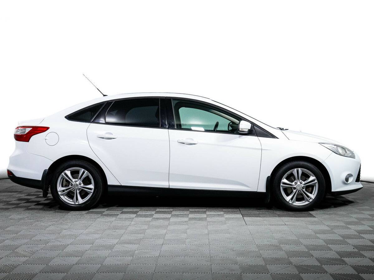 Ford Focus 2012 года с пробегом. Фото: #3