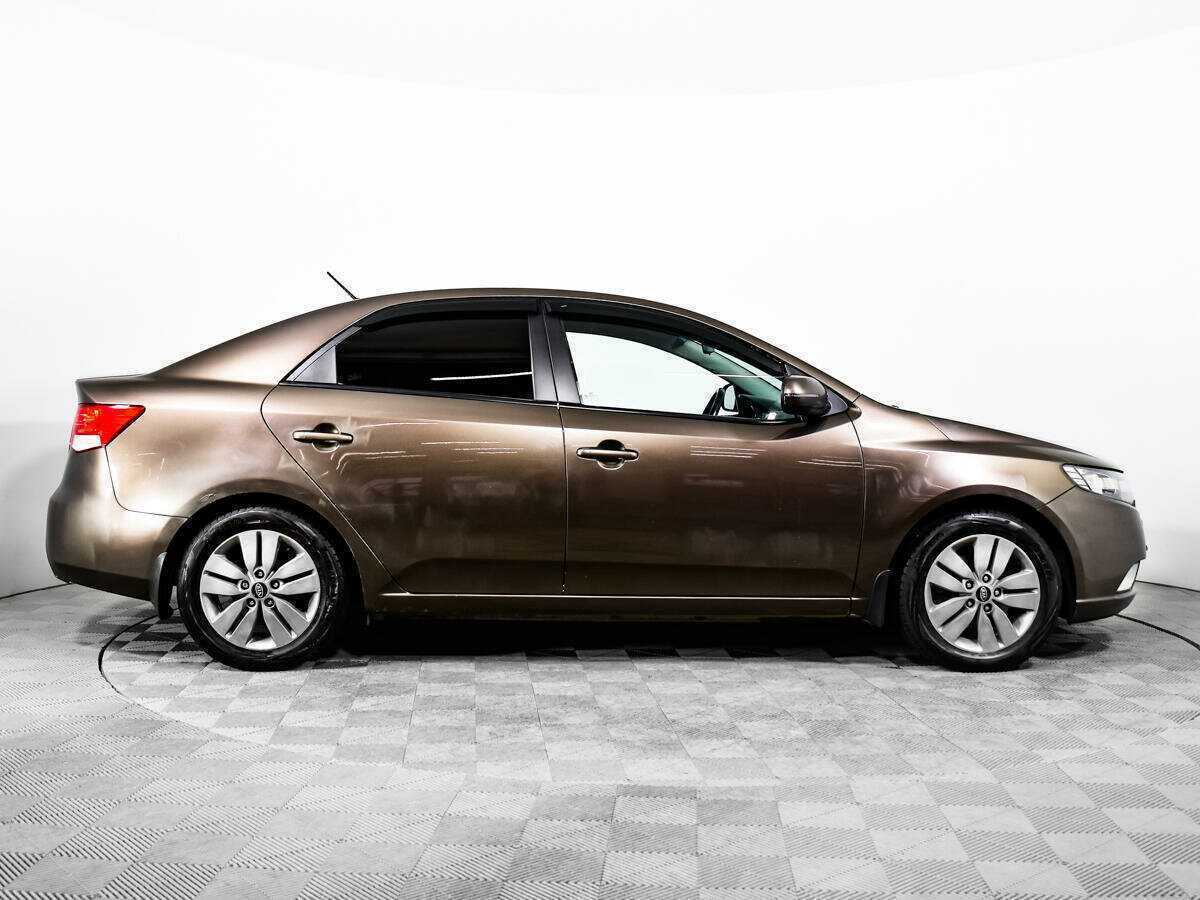 Kia Cerato 2012 года с пробегом. Фото: #3