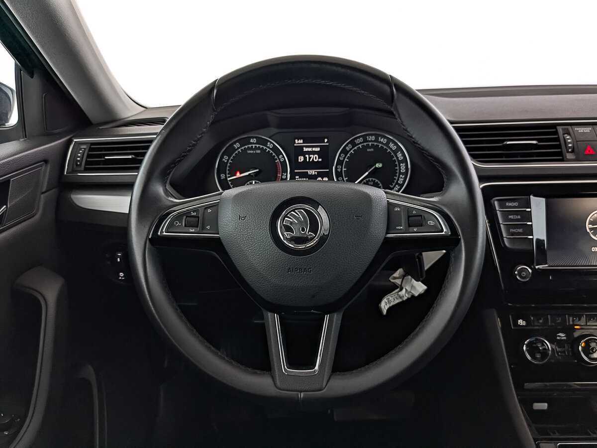 Skoda Superb 2019 года с пробегом. Фото: #21