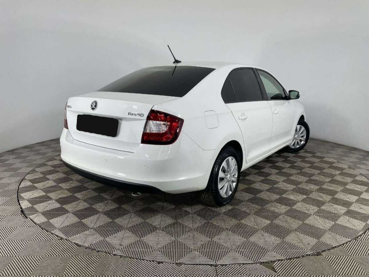 Skoda Rapid 2019 года с пробегом. Фото: #5