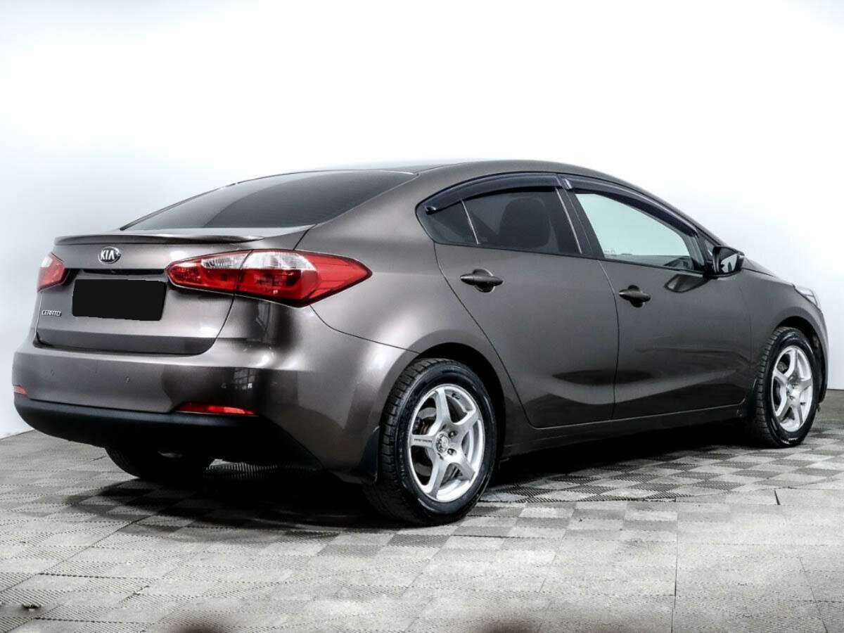 Kia Cerato 2015 года с пробегом. Фото: #3