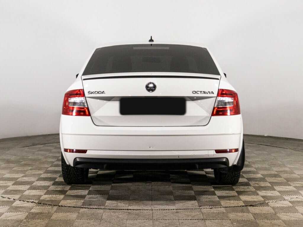 Skoda Octavia 2018 года с пробегом. Фото: #5