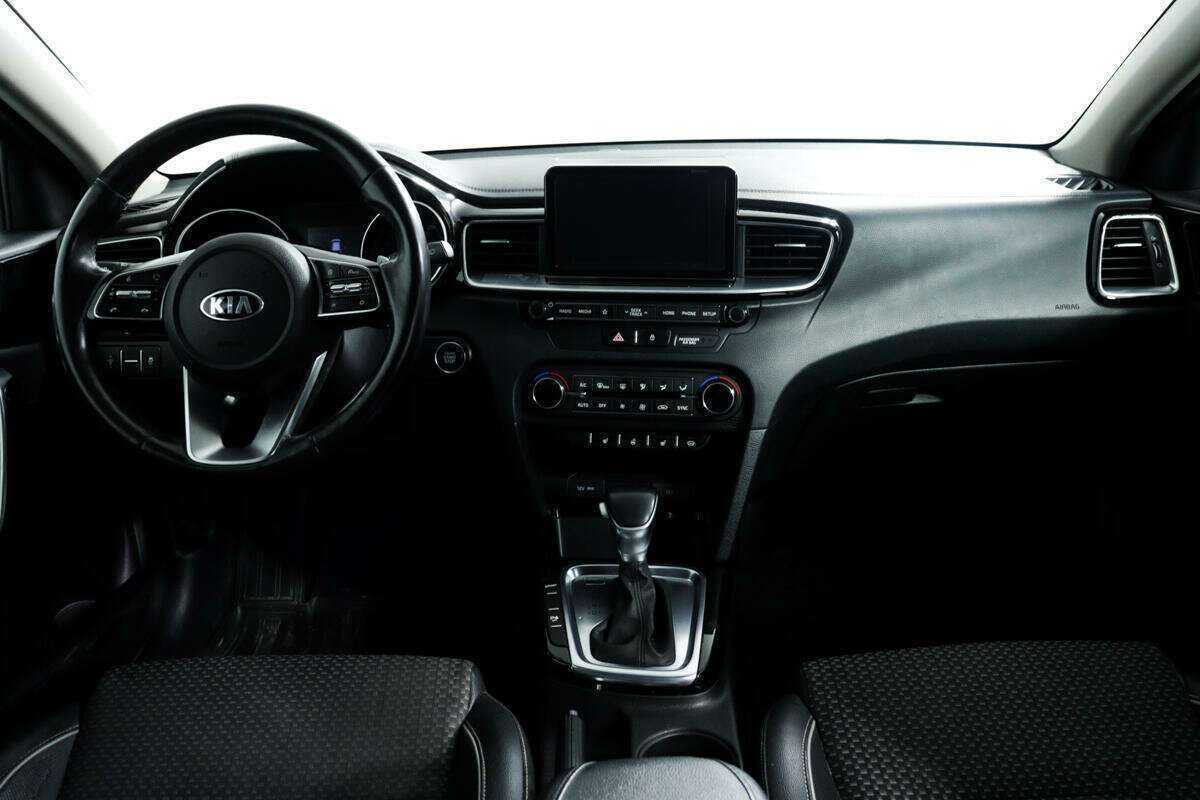 Kia Ceed 2019 года с пробегом. Фото: #10