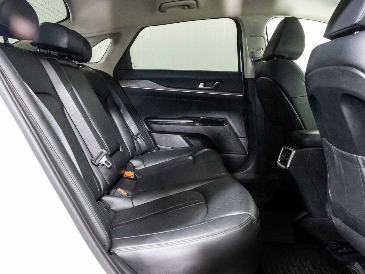 Kia K5 2020 года с пробегом. Фото: #16