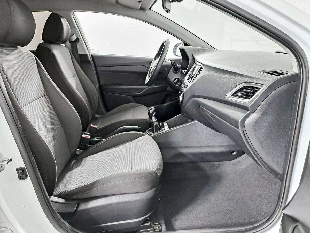 Hyundai Solaris 2019 года с пробегом. Фото: #7