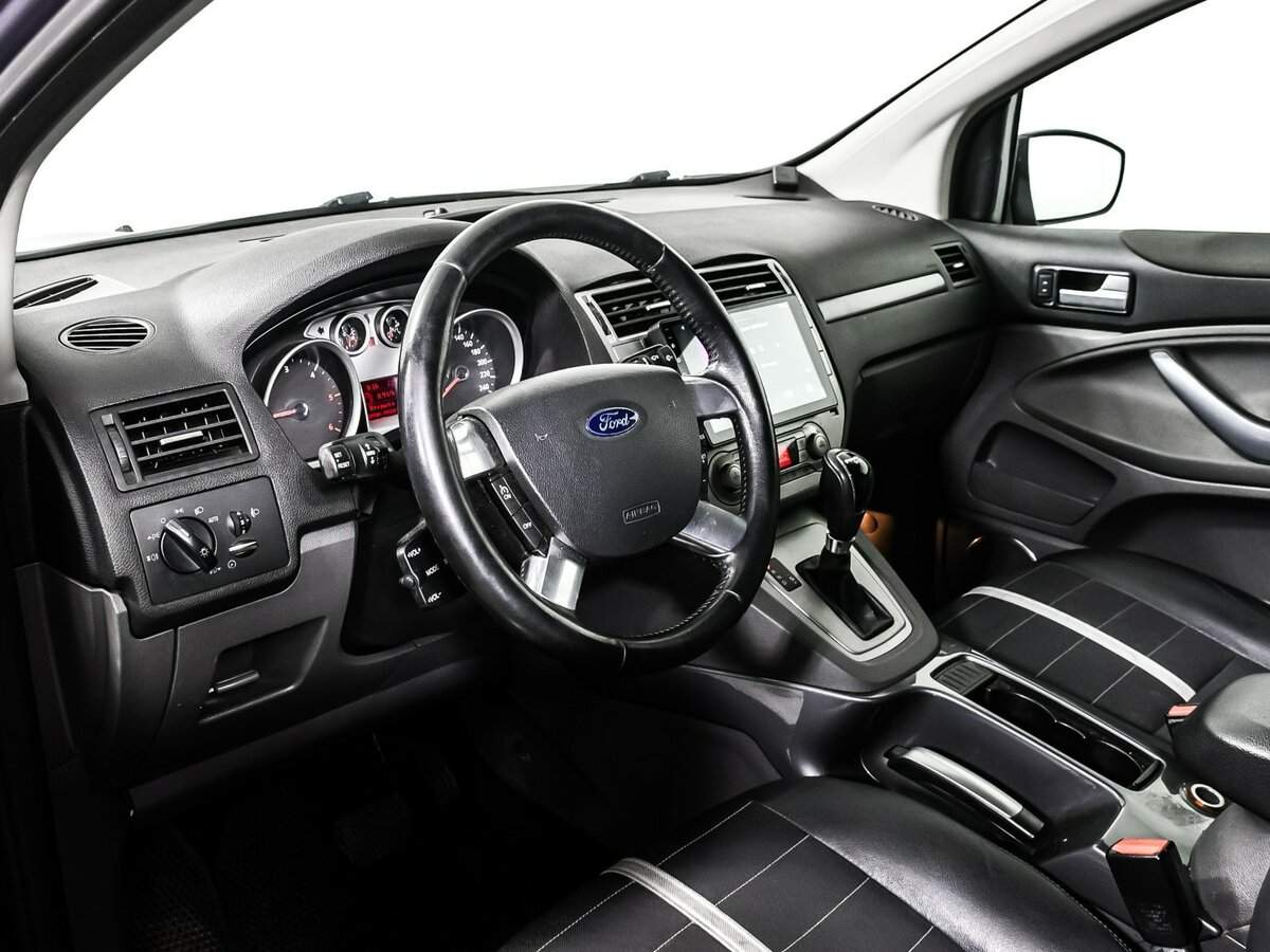 Ford Kuga 2012 года с пробегом. Фото: #12
