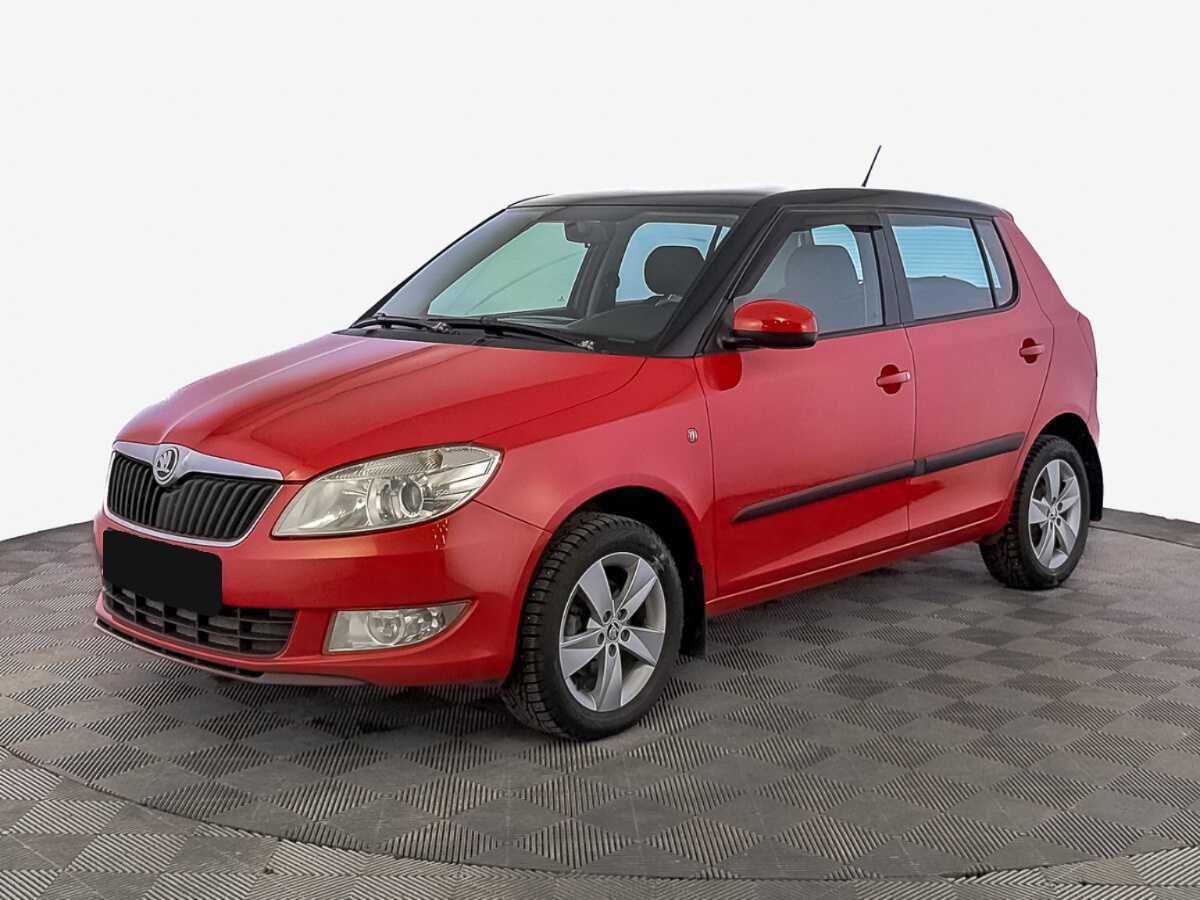 Skoda Fabia 2013 года с пробегом. Посмотреть фото