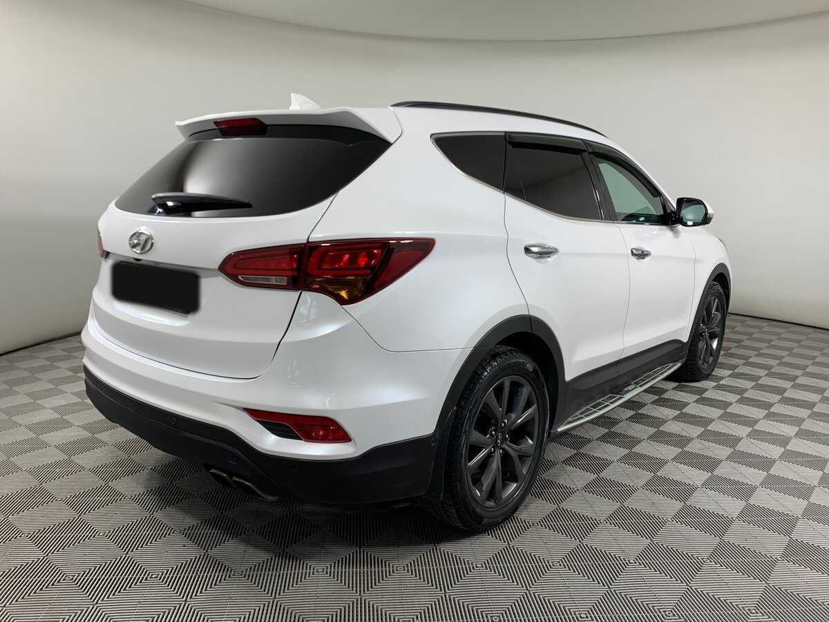 Hyundai Santa Fe 2017 года с пробегом. Фото: #4