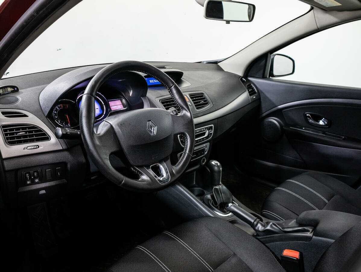 Renault Megane 2014 года с пробегом. Фото: #8