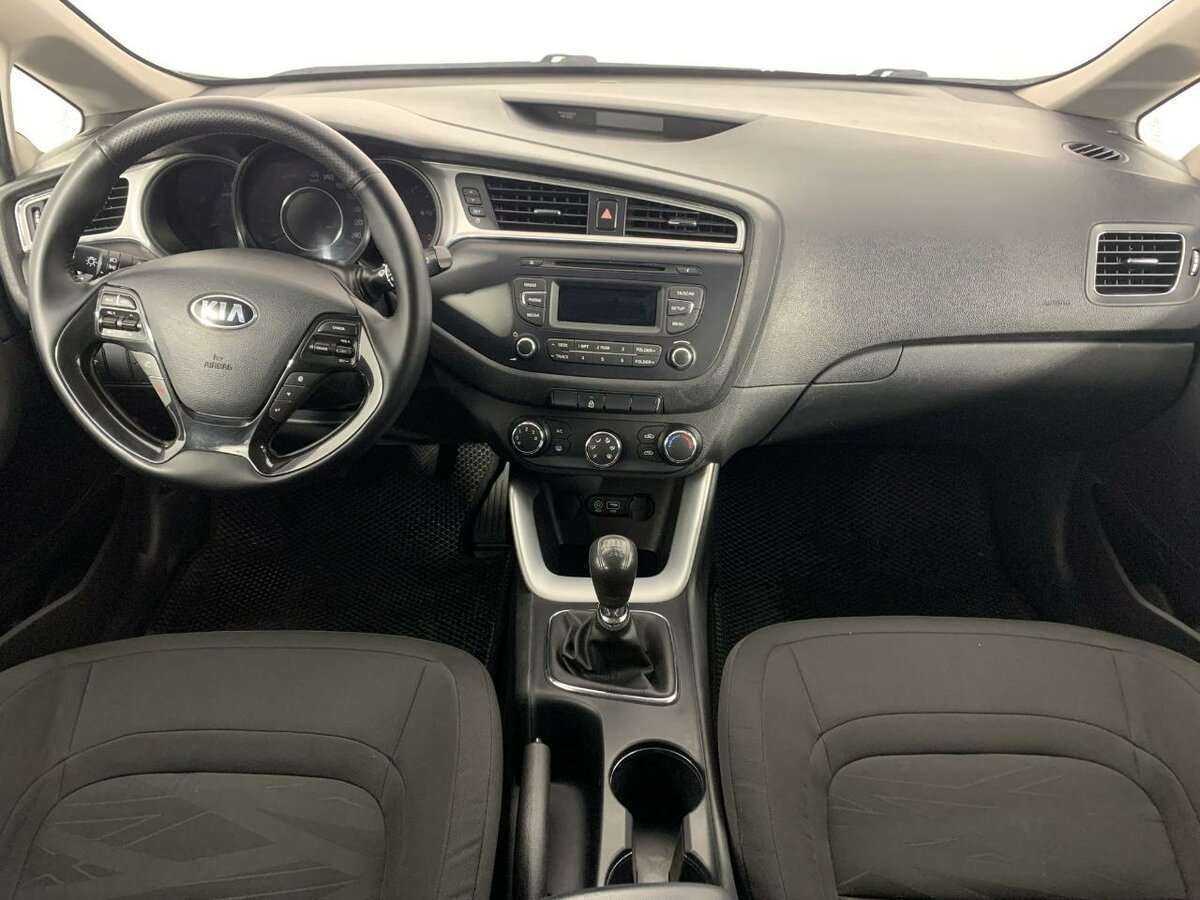 Kia Ceed 2017 года с пробегом. Фото: #6