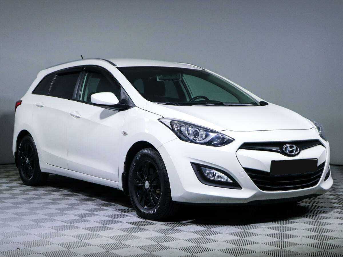 Hyundai i30 2013 года с пробегом. Фото: #2