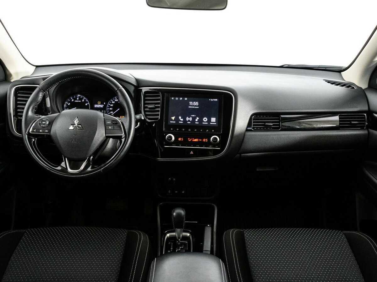 Mitsubishi Outlander 2021 года с пробегом. Фото: #7