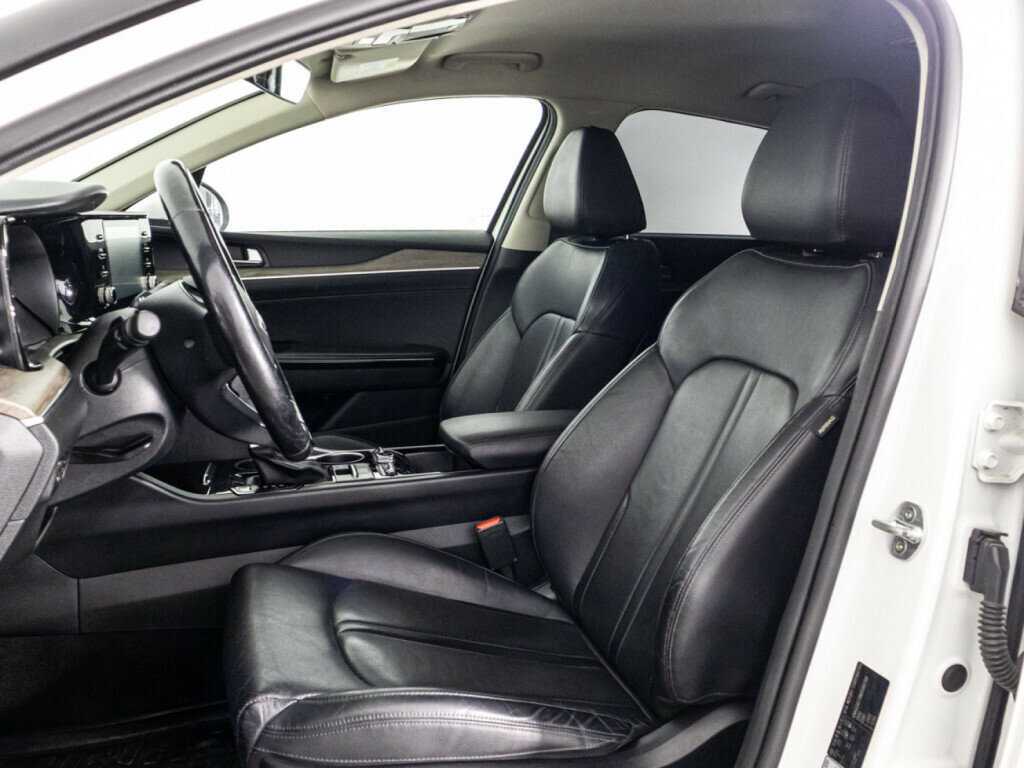 Kia K5 2021 года с пробегом. Фото: #20