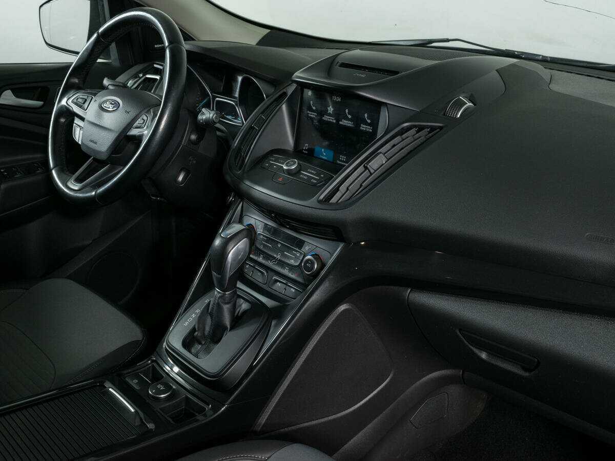 Ford Kuga 2017 года с пробегом. Фото: #6