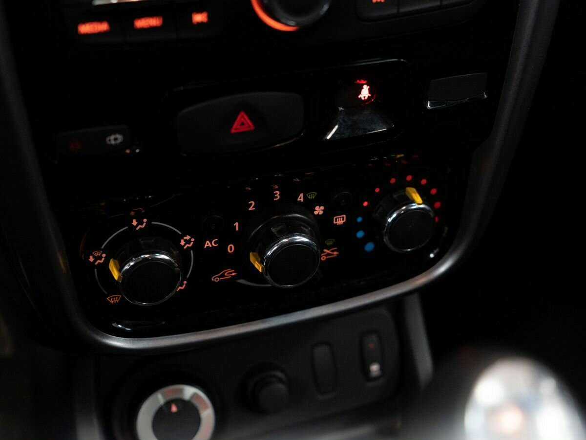 Renault Duster 2013 года с пробегом. Фото: #10