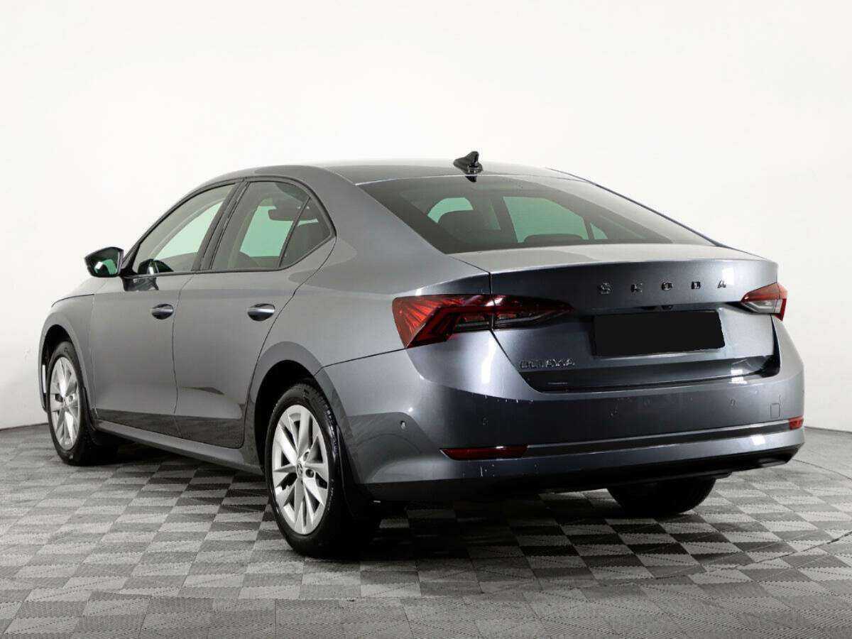 Skoda Octavia 2021 года с пробегом. Фото: #5
