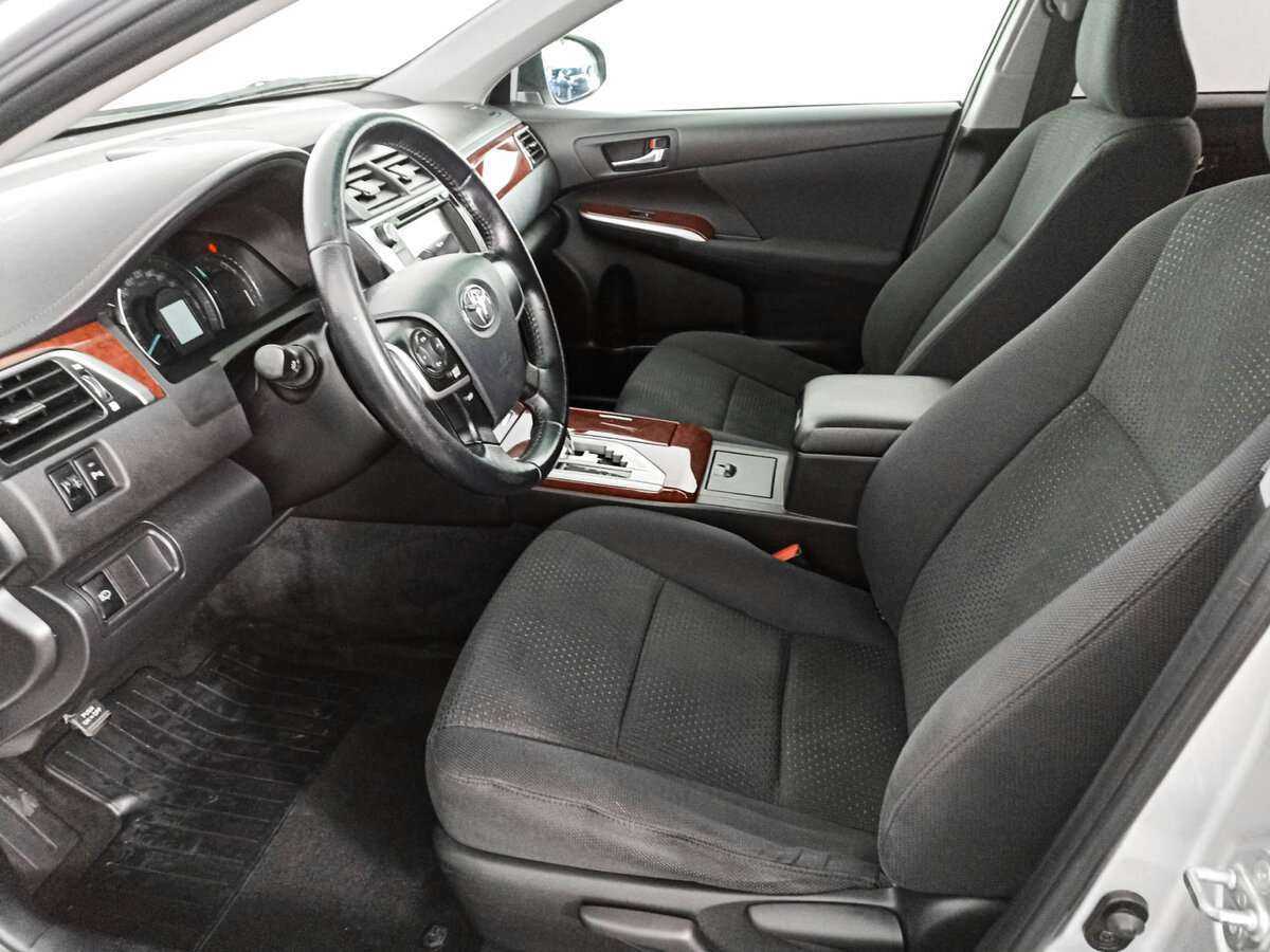 Toyota Camry 2012 года с пробегом. Фото: #13