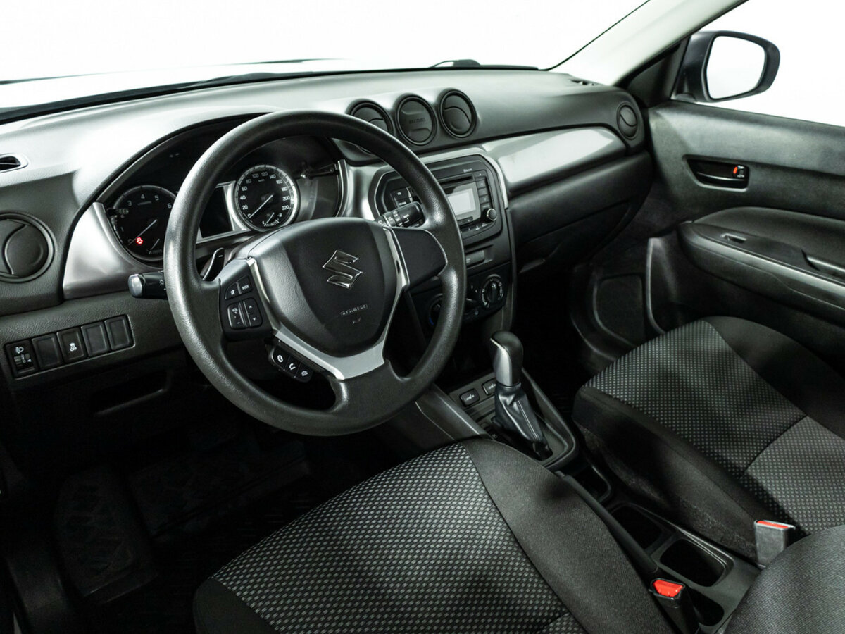 Suzuki Vitara 2020 года с пробегом. Фото: #9