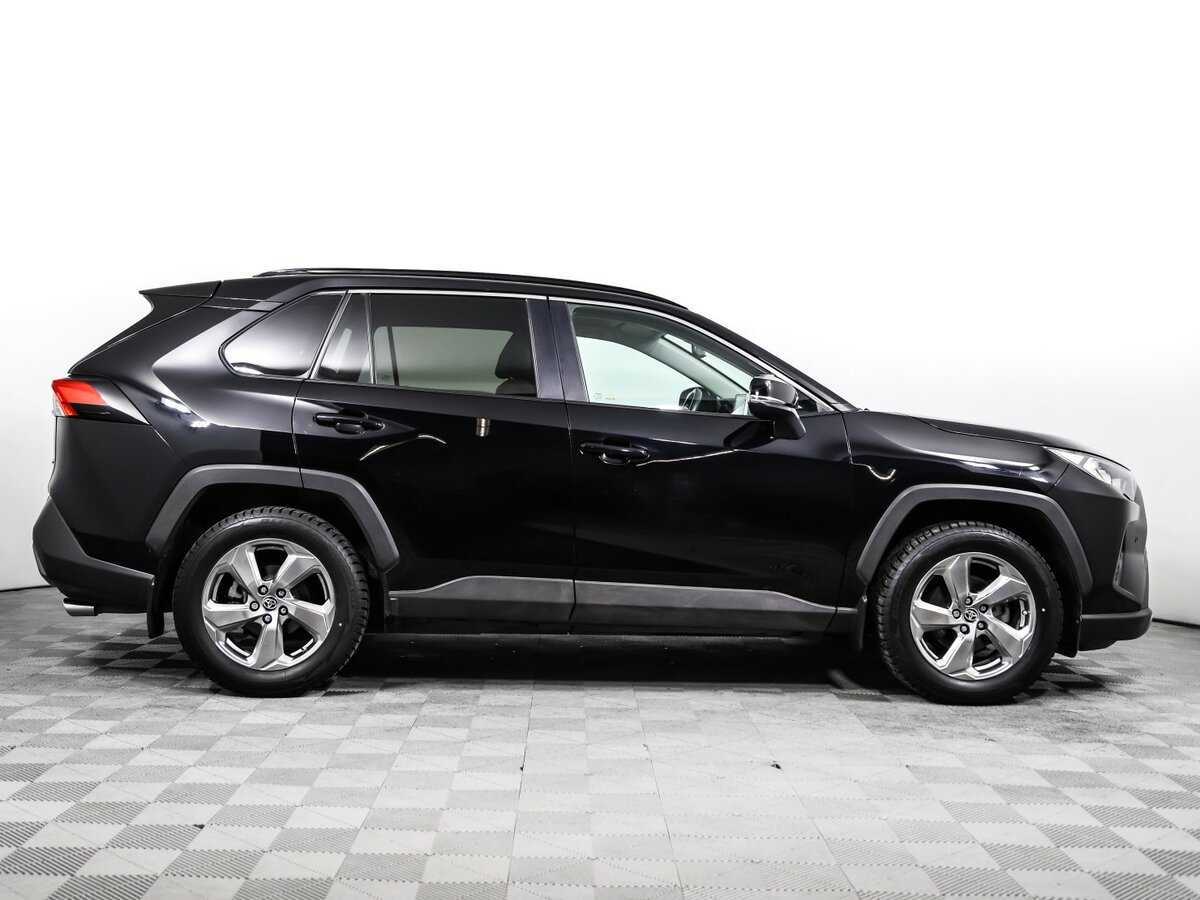 Toyota RAV4 2020 года с пробегом. Фото: #3