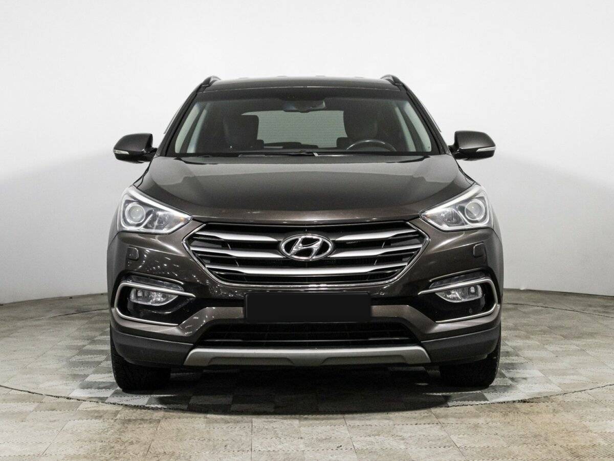 Hyundai Santa Fe 2017 года с пробегом. Фото: #1