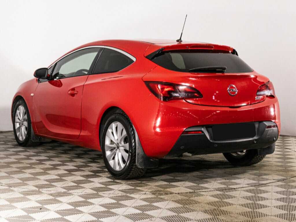 Opel Astra 2012 года с пробегом. Фото: #6