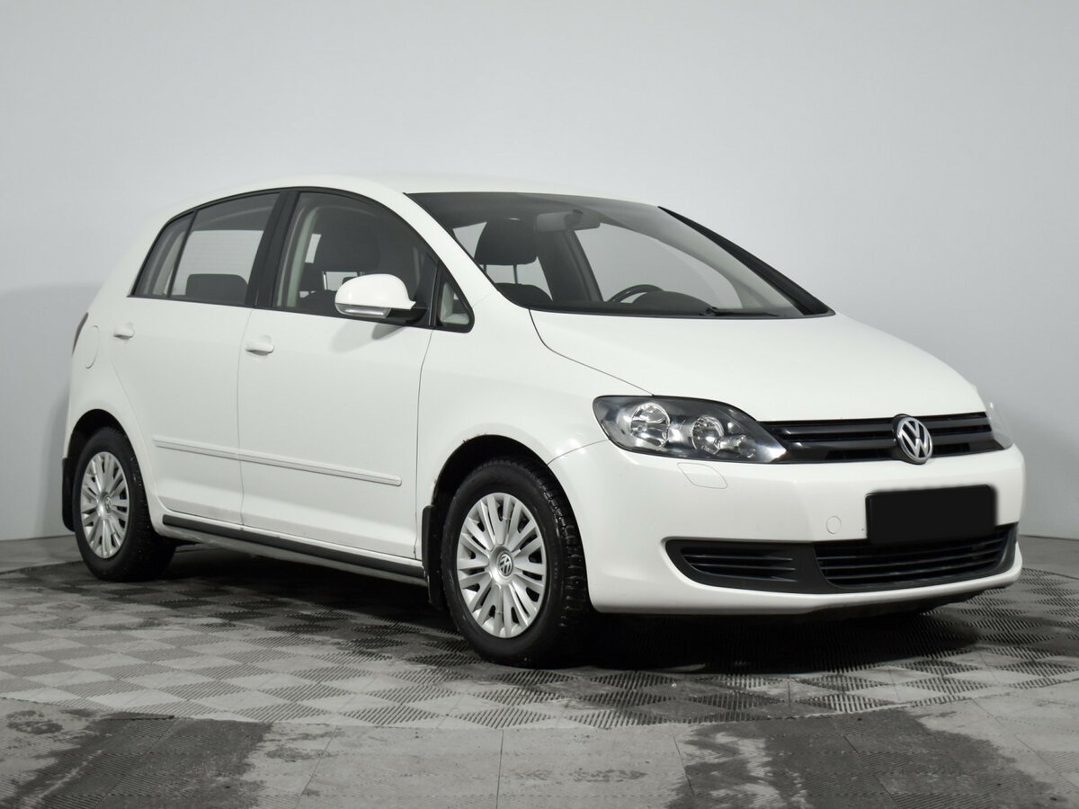 Volkswagen Golf Plus 2013 года с пробегом. Фото: #2
