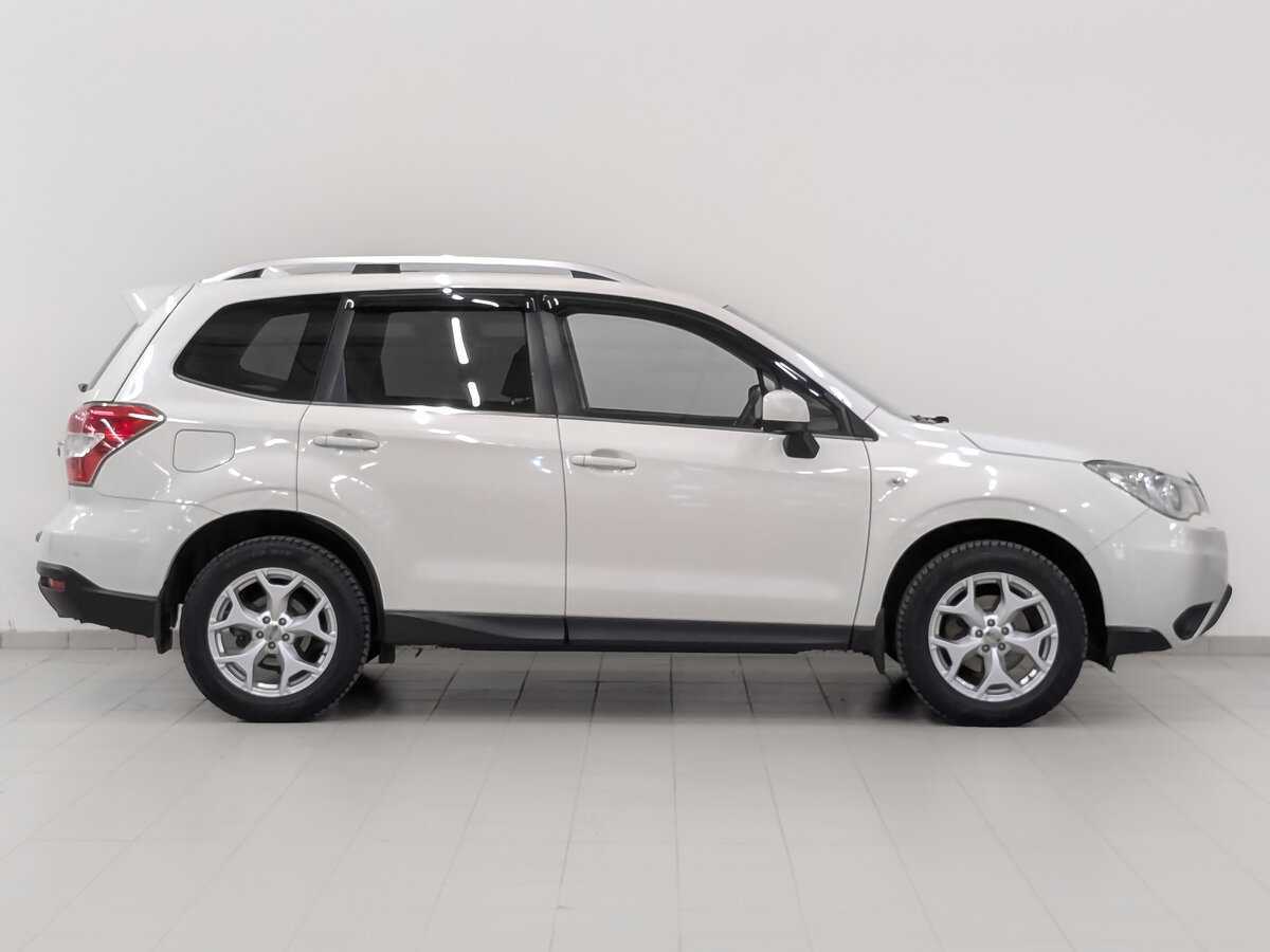 Subaru Forester 2015 года с пробегом. Фото: #3