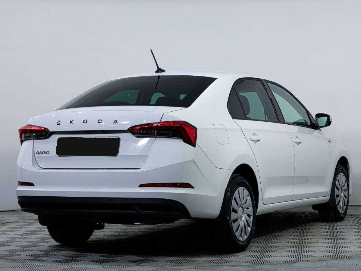 Skoda Rapid 2021 года с пробегом. Фото: #3