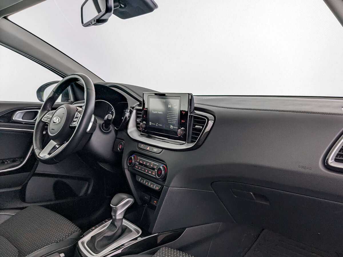 Kia Ceed 2021 года с пробегом. Фото: #8