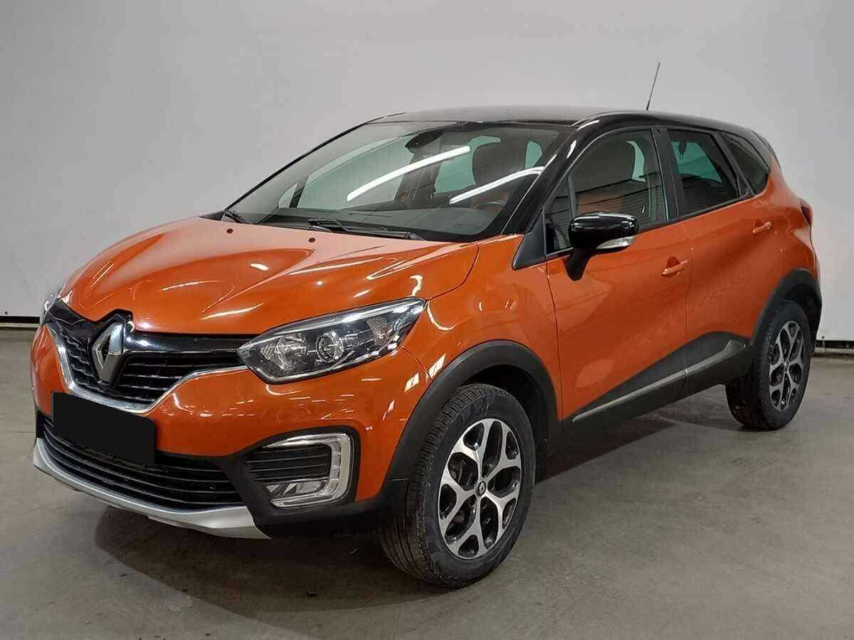 Renault Kaptur 2016 года с пробегом. Посмотреть фото