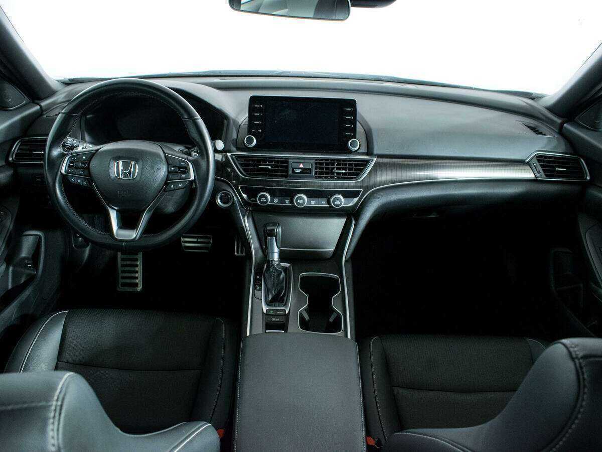 Honda Accord 2022 года с пробегом. Фото: #11