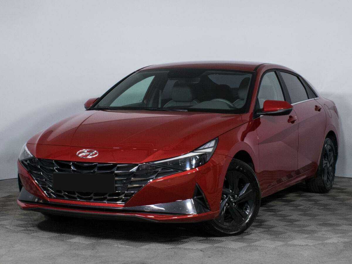 Hyundai Elantra 2021 года с пробегом. Посмотреть фото