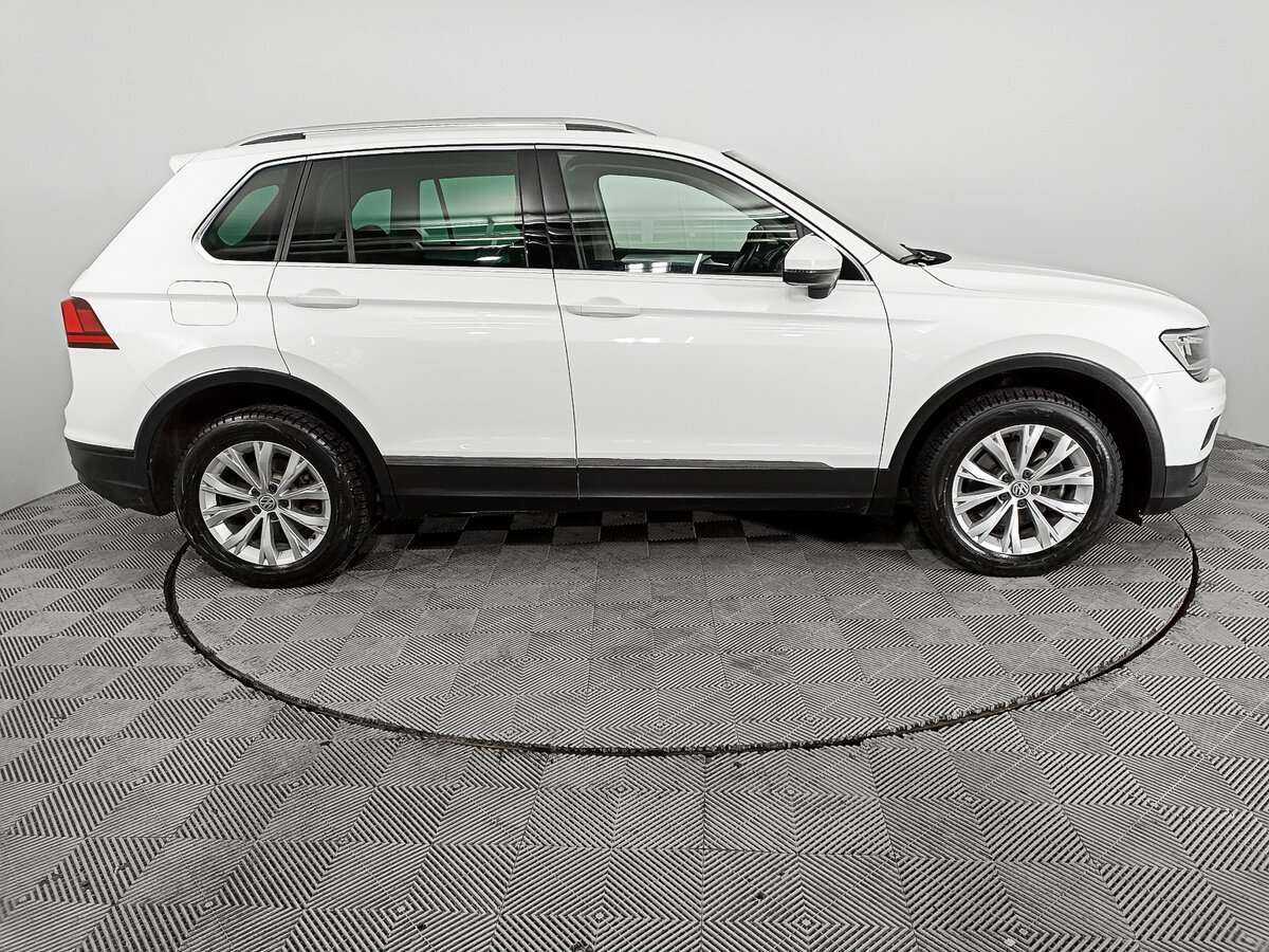Volkswagen Tiguan 2017 года с пробегом. Фото: #3