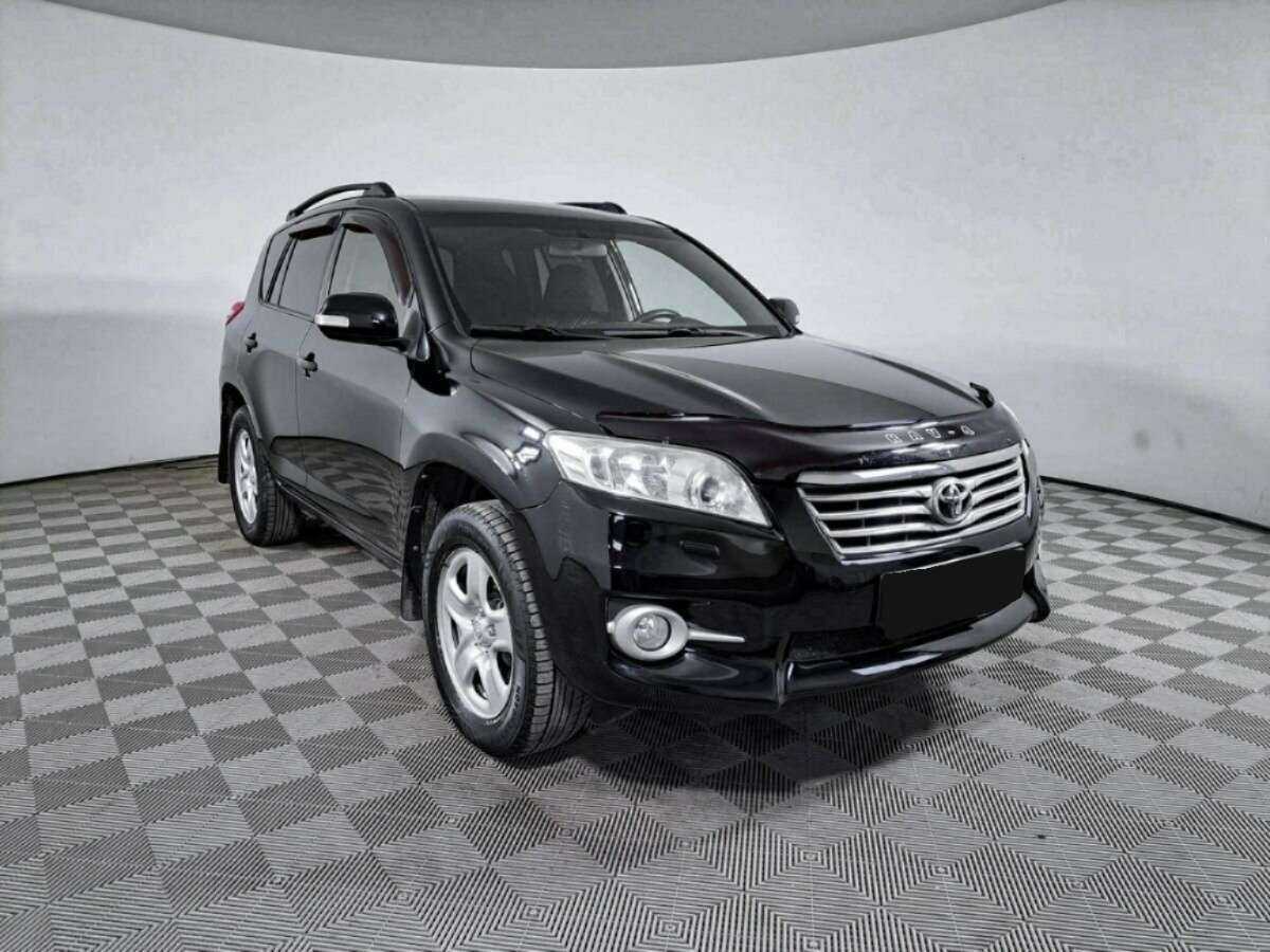 Toyota RAV4 2012 года с пробегом. Фото: #2