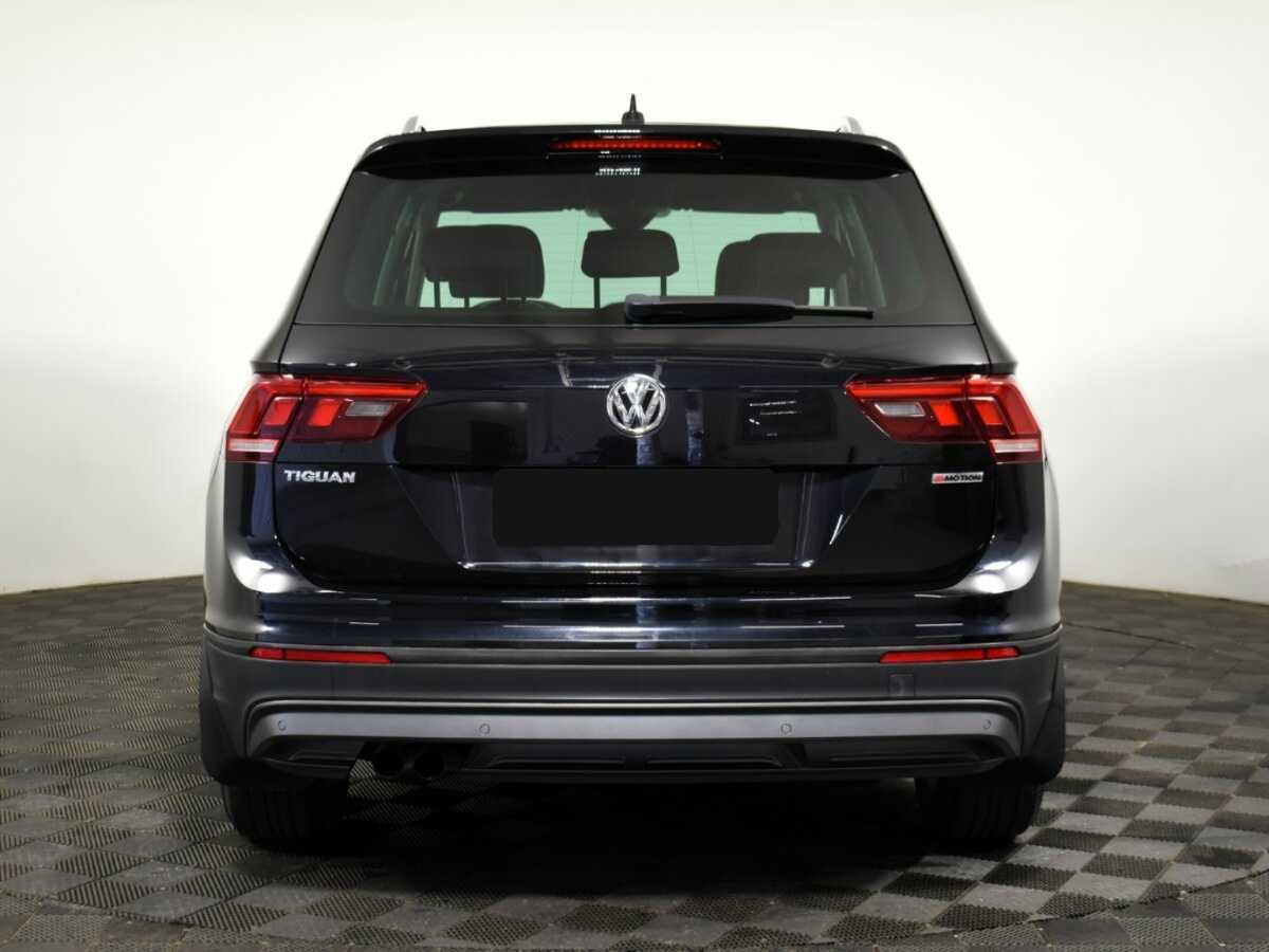 Volkswagen Tiguan 2018 года с пробегом. Фото: #4