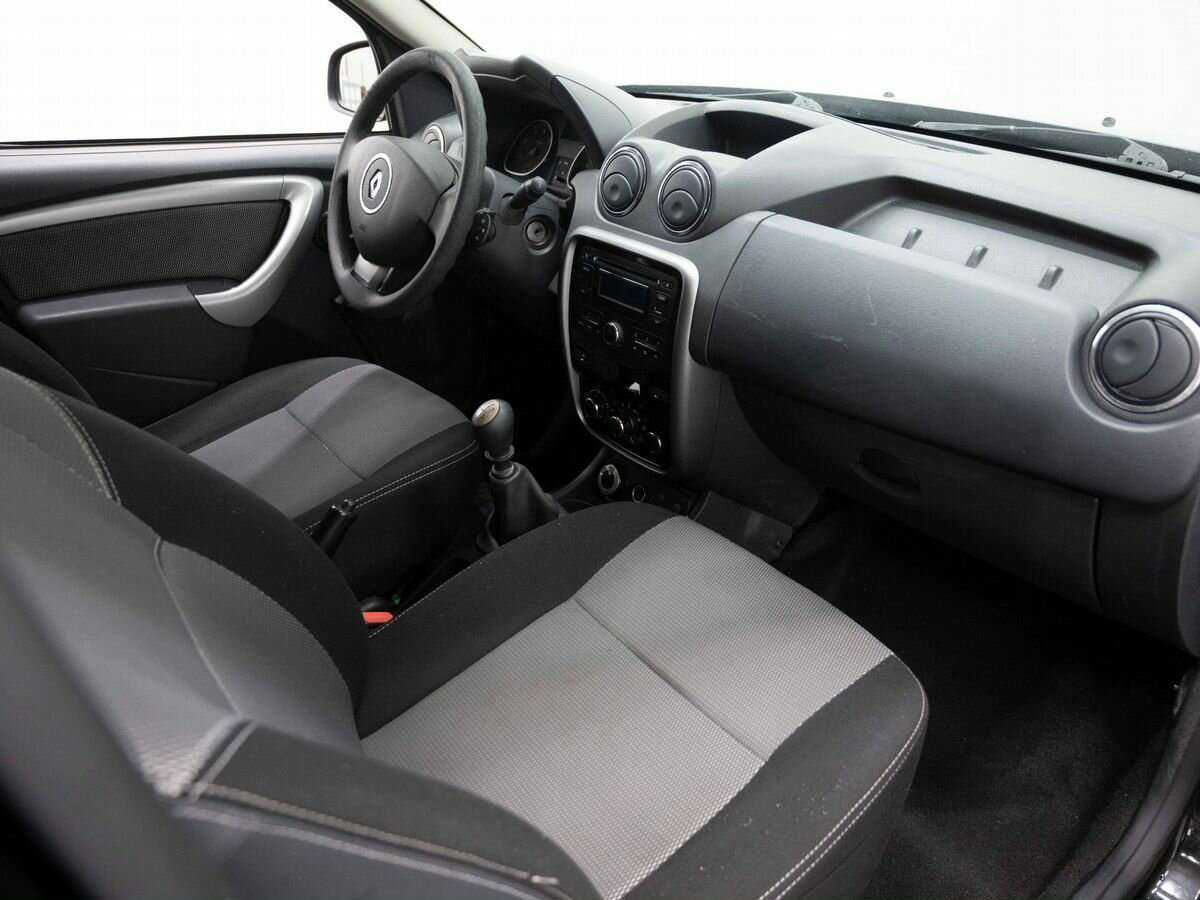Renault Duster 2013 года с пробегом. Фото: #10
