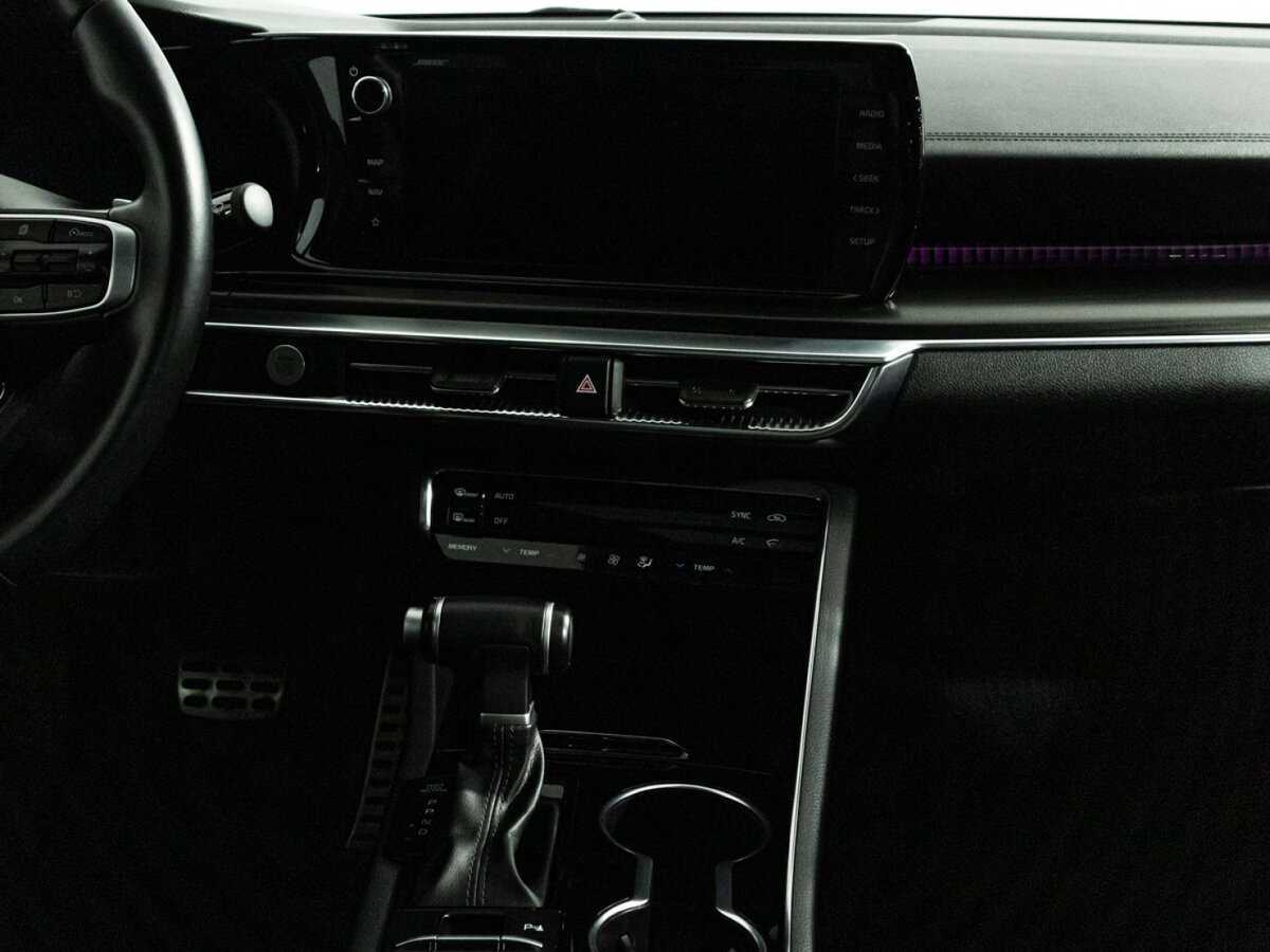 Kia K5 2021 года с пробегом. Фото: #11