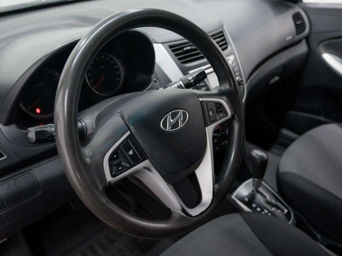 Hyundai Solaris 2012 года с пробегом. Фото: #14