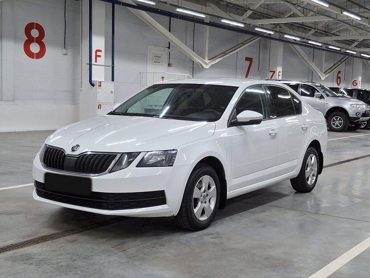 Skoda Octavia 2018 года с пробегом. Посмотреть фото