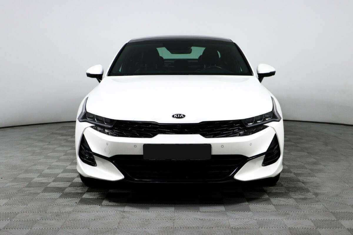 Kia K5 2020 года с пробегом. Фото: #1