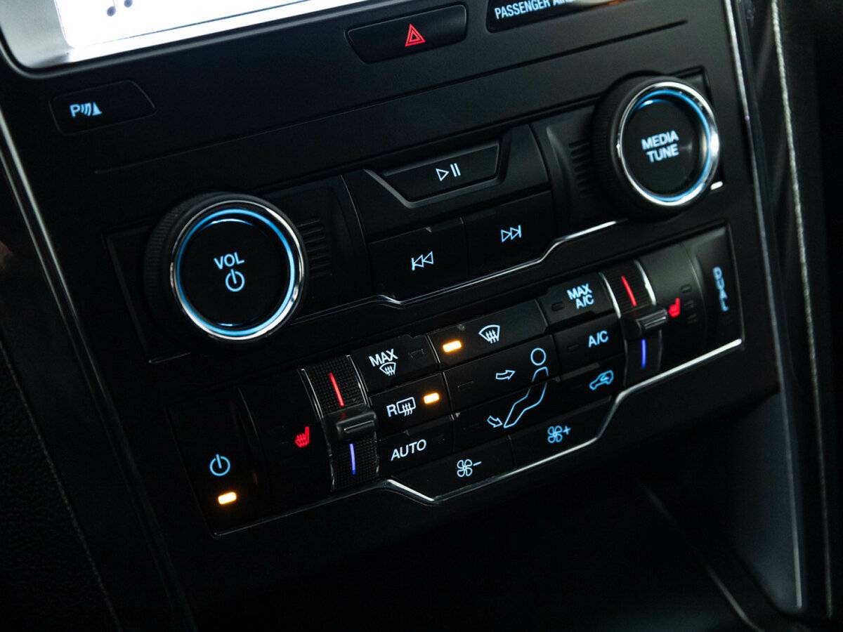 Ford Explorer 2018 года с пробегом. Фото: #15