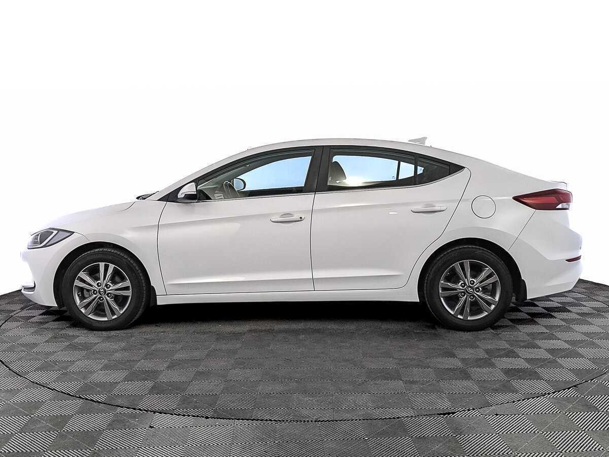 Hyundai Elantra 2018 года с пробегом. Фото: #7